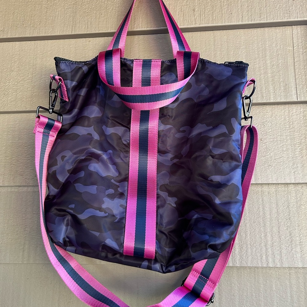 Haute Shore Camouflage Tote Bag  navy blue Pink Accent straps. 15” by 13”